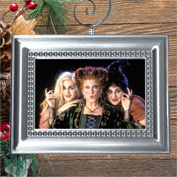 Hocus Pocus Movie Memorabilia Christmas Tree Ornament - Picture 1 of 3